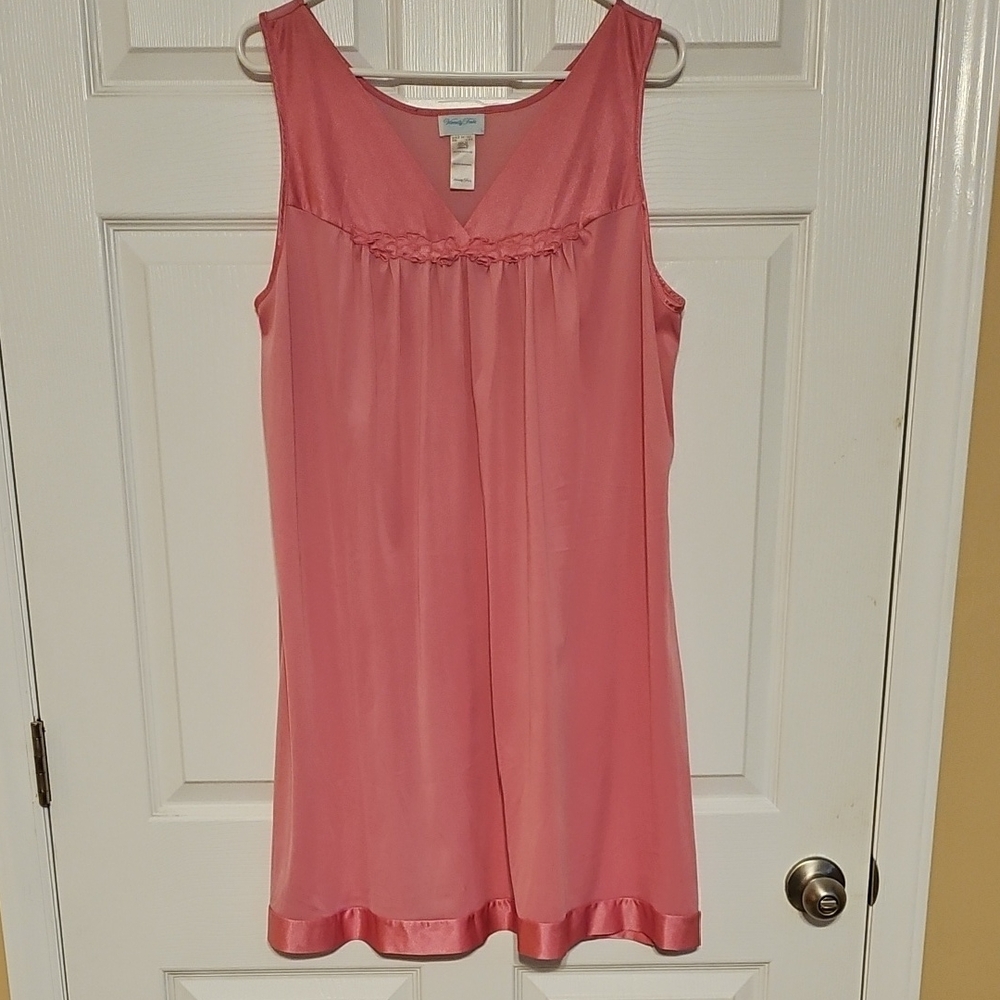 Liz Claiborne Pink Sleeveless Chemise Slip Nightgown with Ruffle Trim Vintage